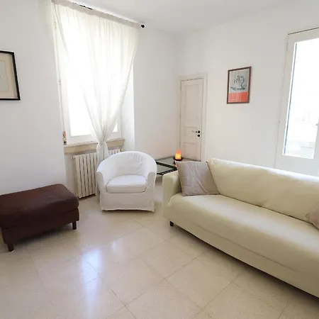 Dimora Storica Idrusa A Centro 6 Posti Daire Otranto